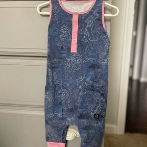 Rags to Raches Disney’s Aladdin print 2T